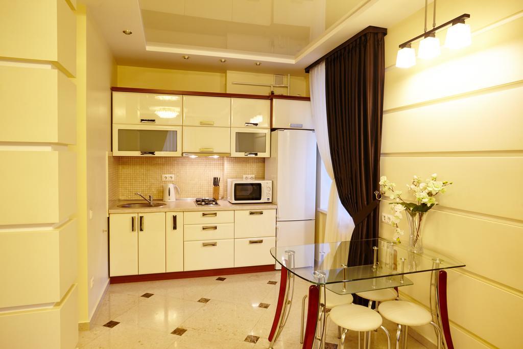 צ'יסינאו Ultra Central Park Apartments חדר תמונה